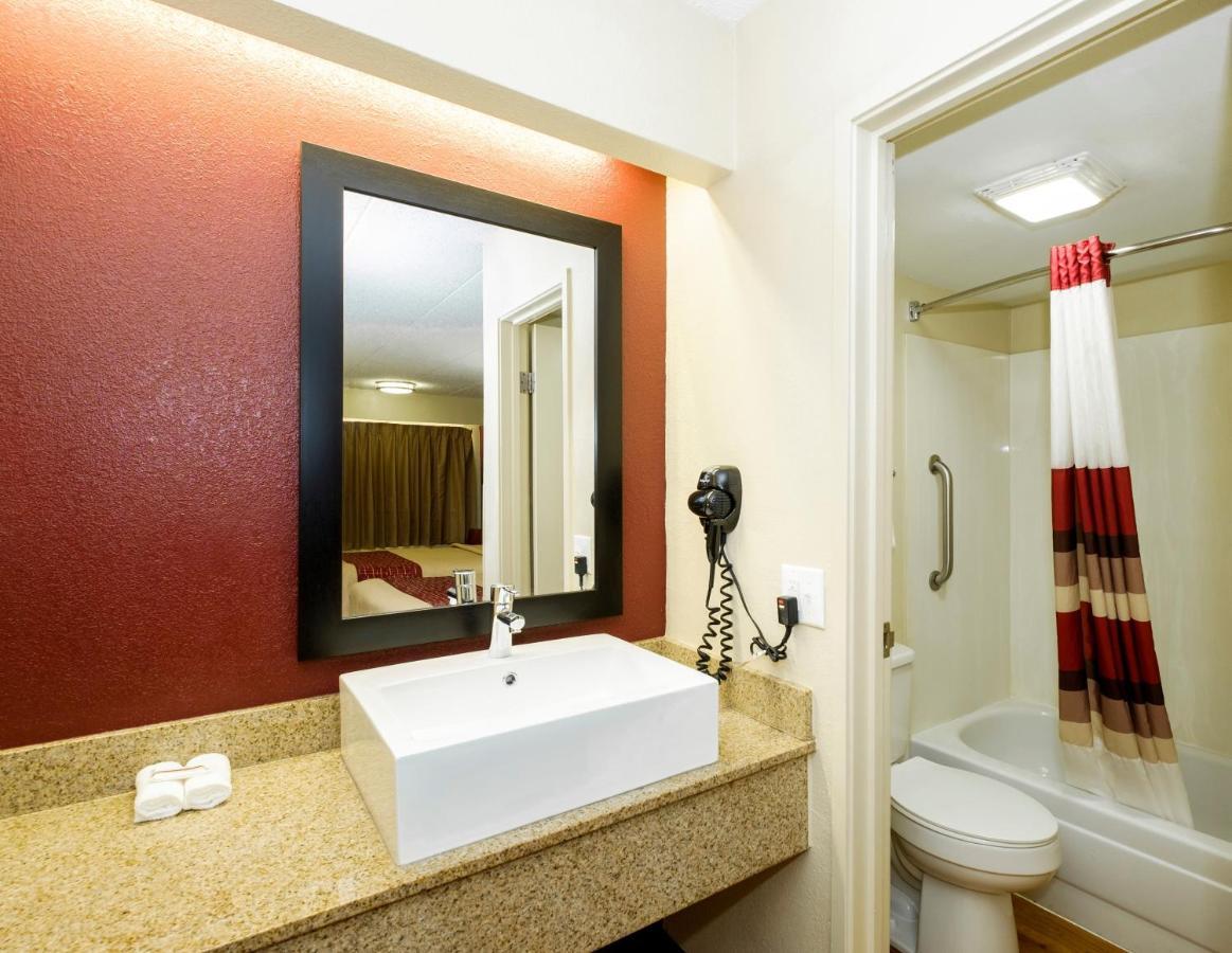 Red Roof Inn Columbus West - Hilliard New Rome Ngoại thất bức ảnh