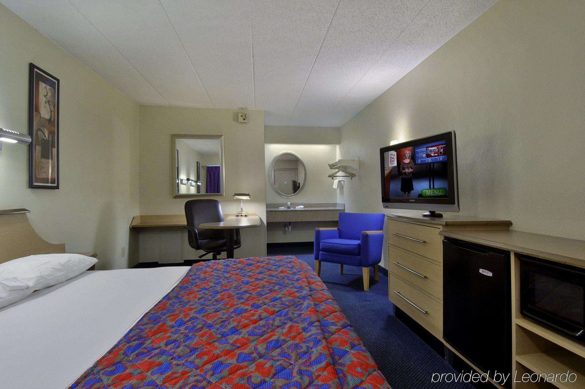 Red Roof Inn Columbus West - Hilliard New Rome Ngoại thất bức ảnh